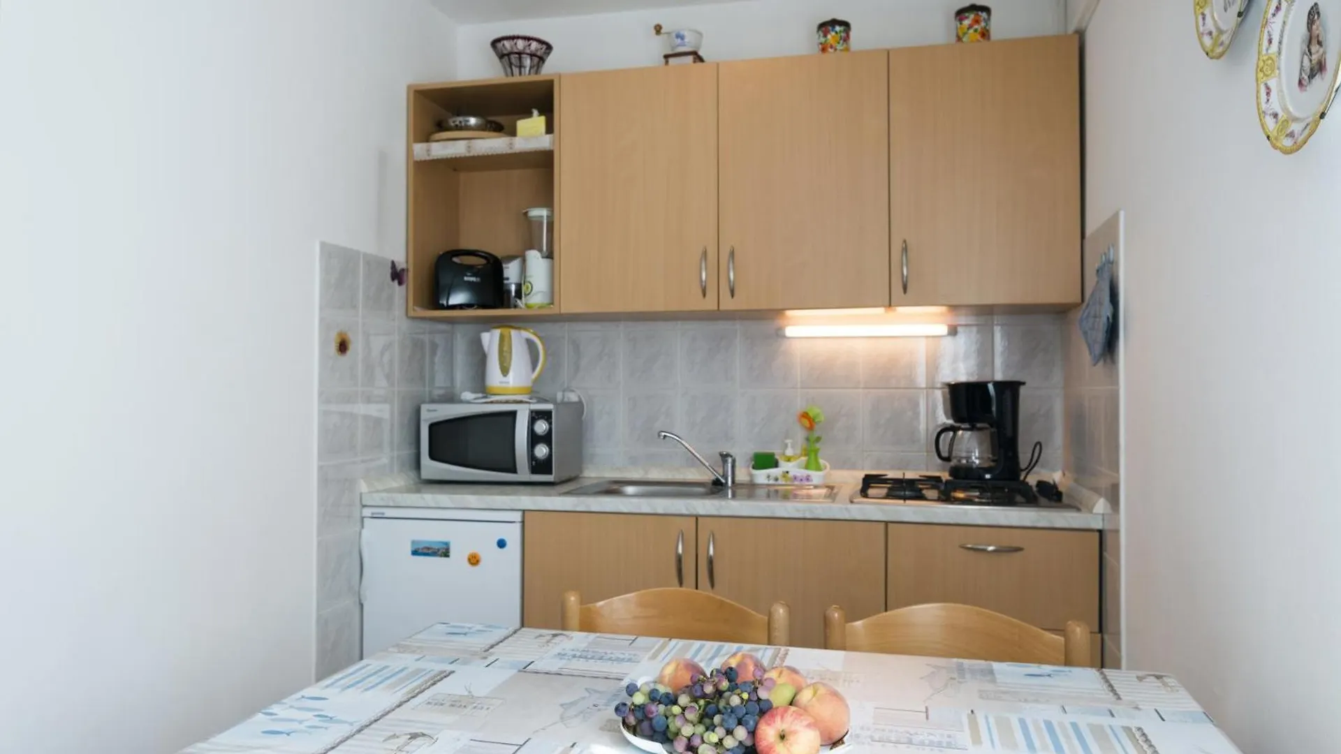 Apartments With A Parking Space Umag - 22814 Croazia