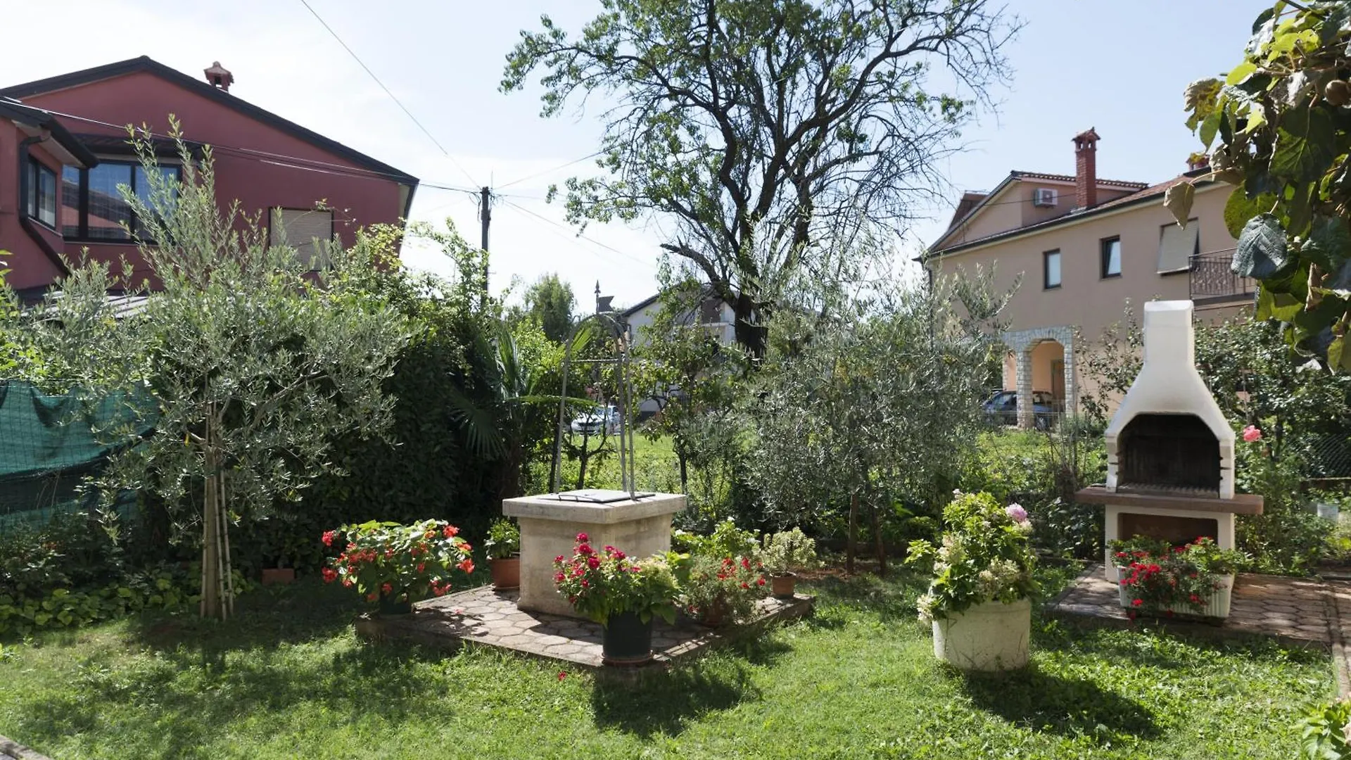 Apartments With A Parking Space Umag - 22814